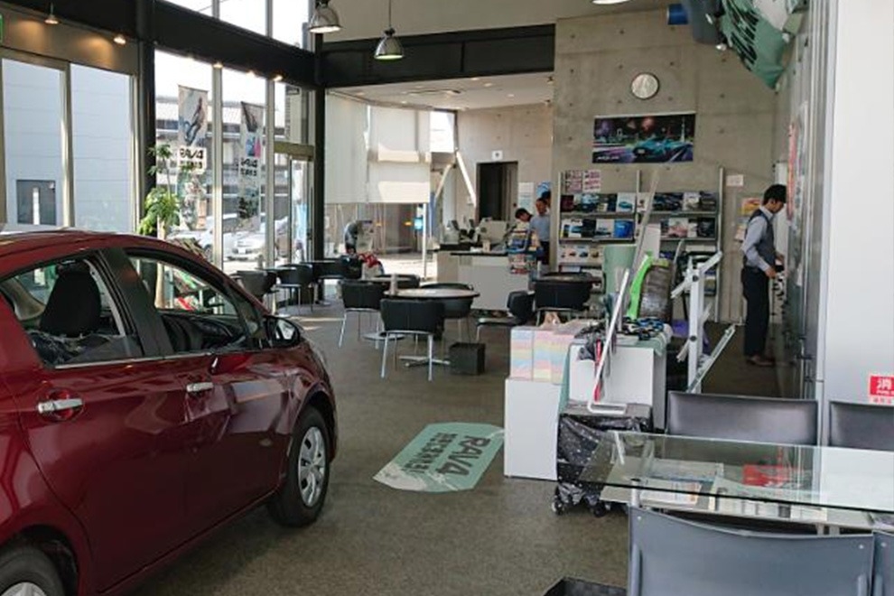 高砂店内観